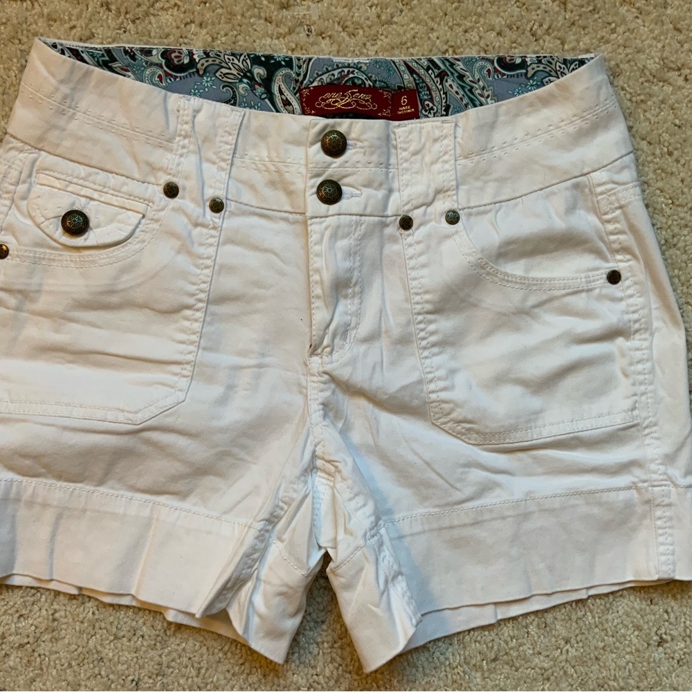 One 5 one shorts